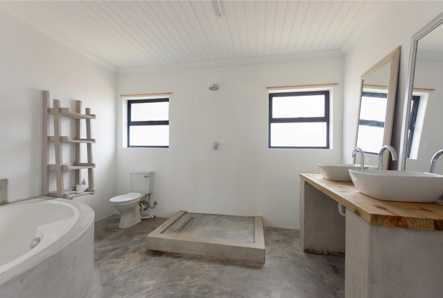 7 Bedroom Property for Sale in Jacobsbaai Western Cape